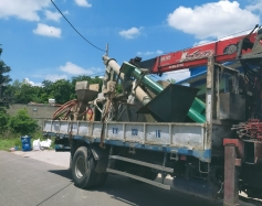 Thuê xe nâng, xe cẩu 2,5 đêns 80 tấn